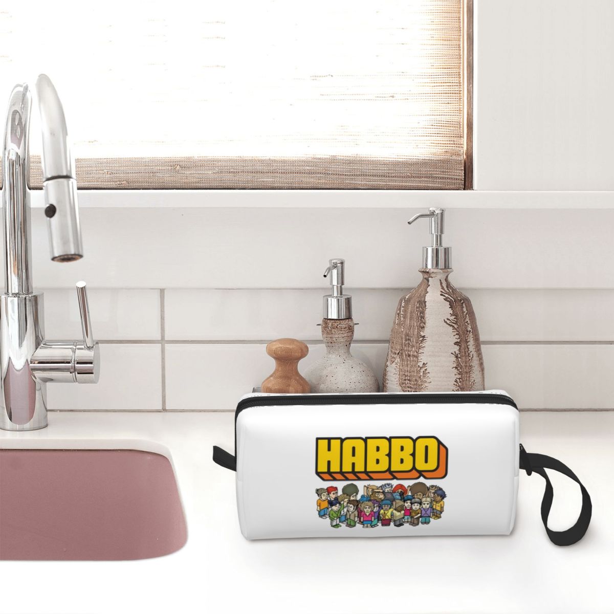 Game Habbo Hotel Makeup Bag Co - Beauty Makeup Games Free บทวิจารณ์และราคา