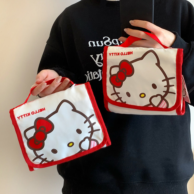 Hello Kitty Portable Large Cap - Beauty Preservation Makeup Bag บทวิจารณ์และราคา