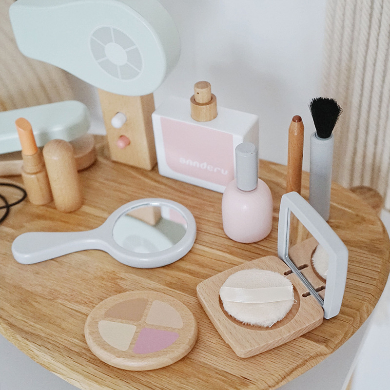 New Children Wooden Simulation - Beauty Makeup Games Free บทวิจารณ์และราคา