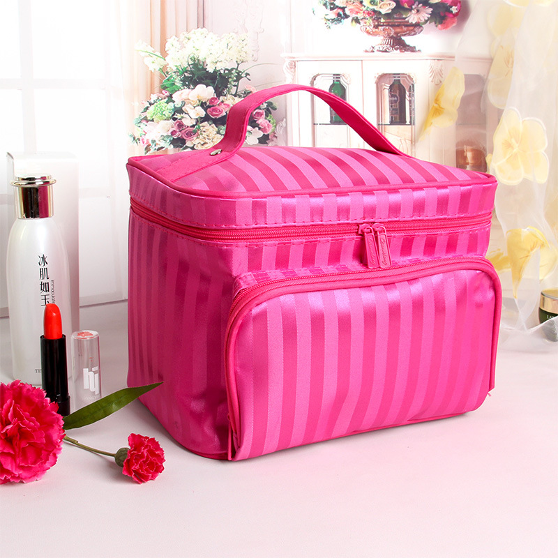  Large Capacity Woman Cosmeti - Beauty Bag Makeup บทวิจารณ์และราคา